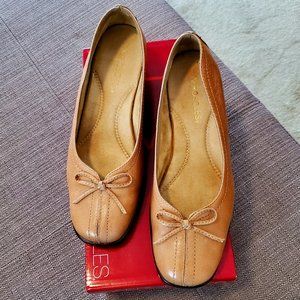 Aerosoles Tempire State Tan Leather Slip-on Wedge Shoes 7.5 M